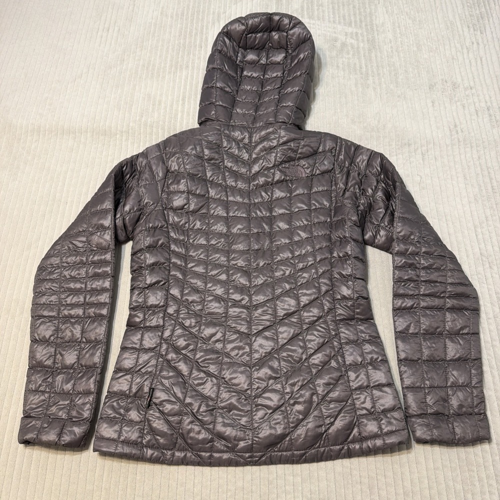 The North Face Thermoball Hooded Jacket Womens Size S Lightweight Puffer Purple - Picture 6 of 7
